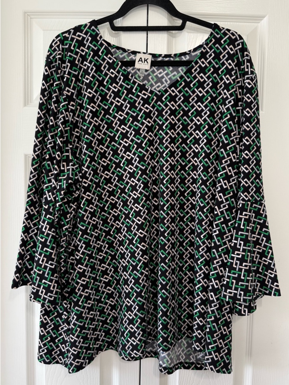 AK Anne Klein 3X Geometric Print Blouse Black Green White Flowy Top Plus Size